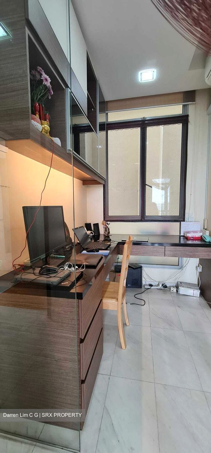 The Lakeshore (D22), Condominium #331052661